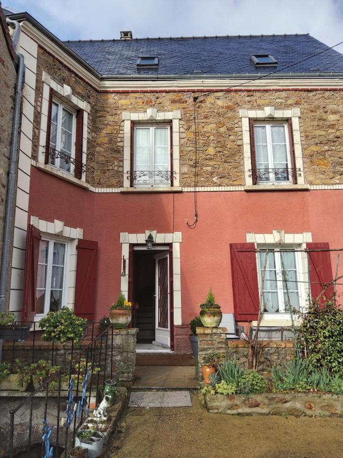 La villa d Iska Souge-le-Ganelon Exteriör bild
